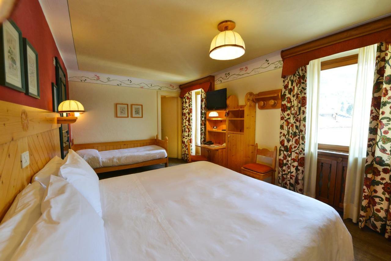 Hotel Du Grand Paradis - 1899 Auberge Boutique Cogne Esterno foto